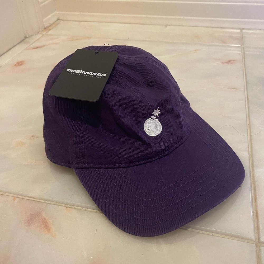 Hundreds Hat